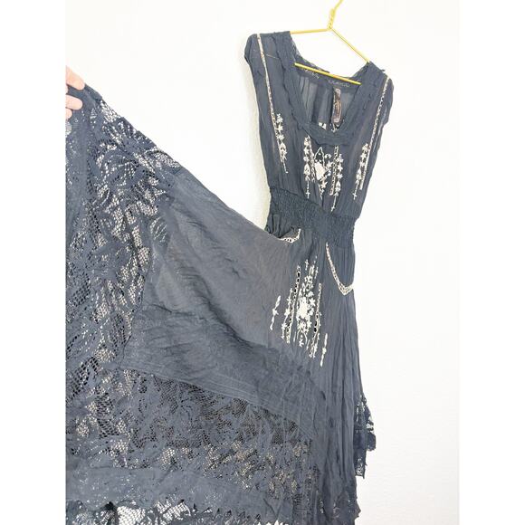 Free People New Romantics Delphine Midi Dress Size 10 Black Embroidered Boho - Picture 10 of 13